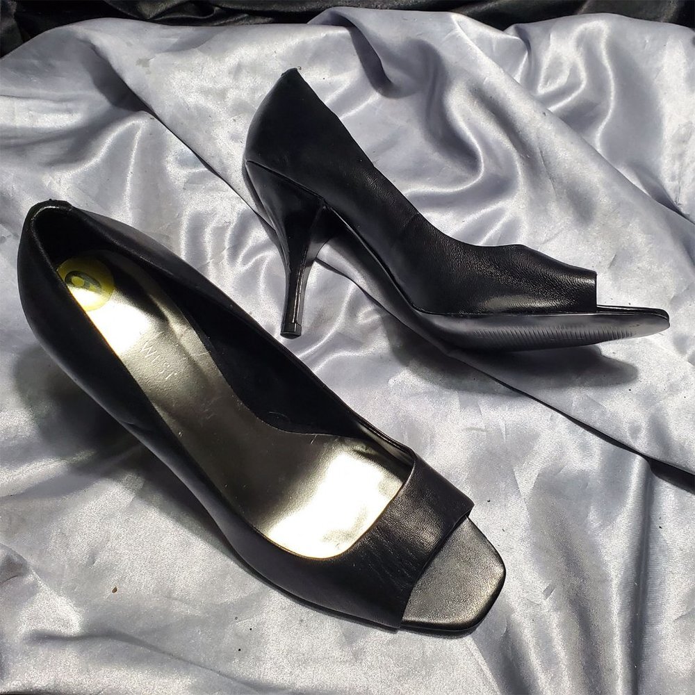 NEW NINE WEST black leather open toe heels ETERNAL SZ 9